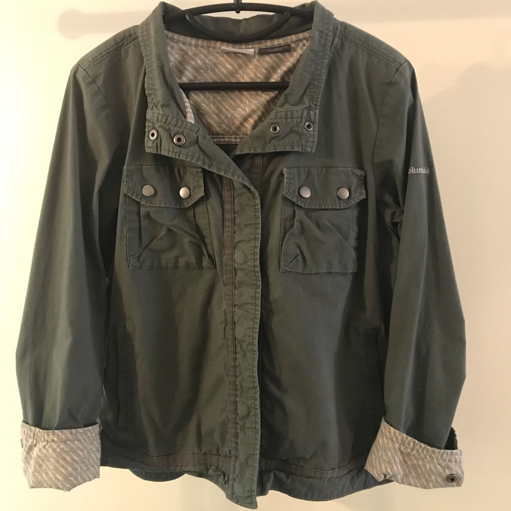 Columbia Army Green Bomber Jacket (EUC) L